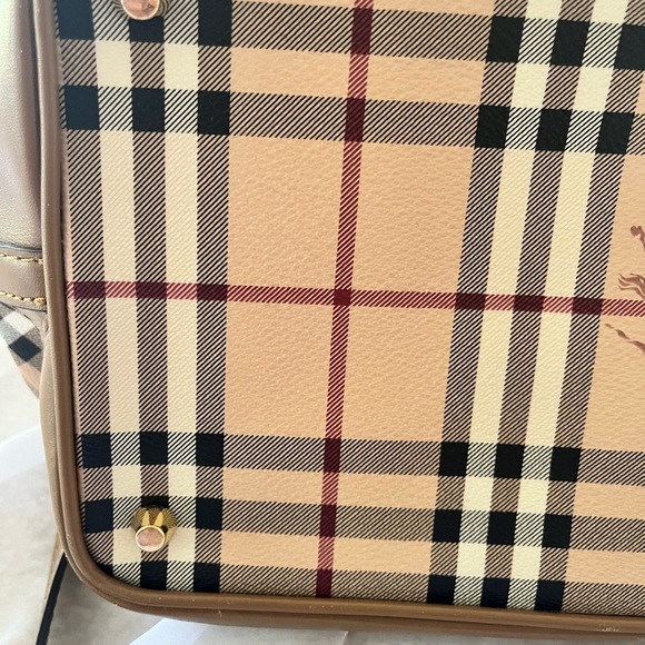 BURBERRY GOLDERTON TOTE HAYMARKET - Picture 10 of 13